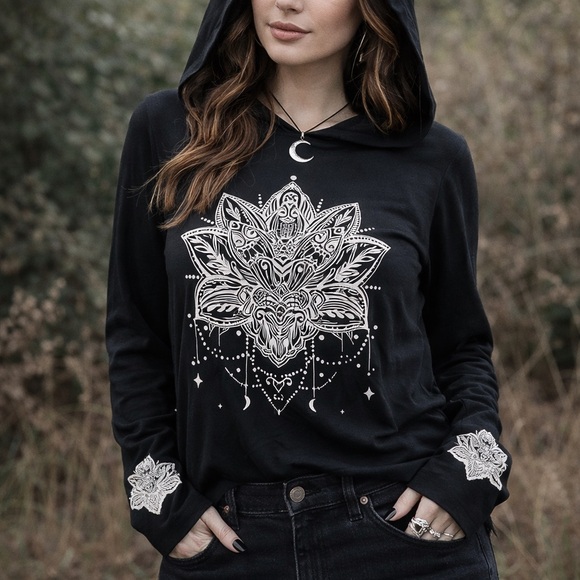 Amazon Tops - Soft Boho Mandala Hooded Long Sleeve Top 🌙 Black Witchy Yoga Shirt Size L